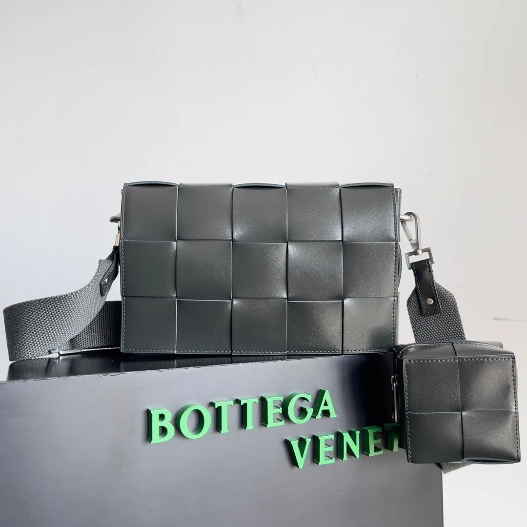 All categories 💚 Authentic bags 💚 BV 2025 new BV crossbody bag